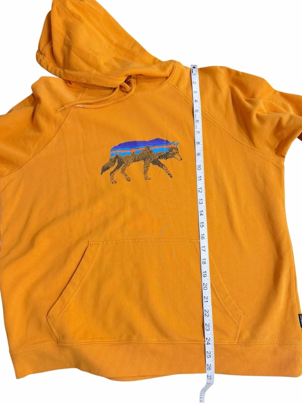 Patagonia Cloudberry Orange Pullover Back for Good Hoodie Wolf Graphic NWT Sz XL - Picture 14 of 14